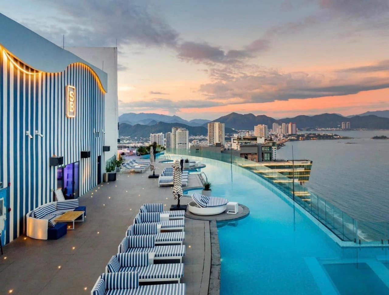 L'Apartment And Signature Nha Trang Tours - Muong Thanh Luxury Khanh Hoa Εξωτερικό φωτογραφία