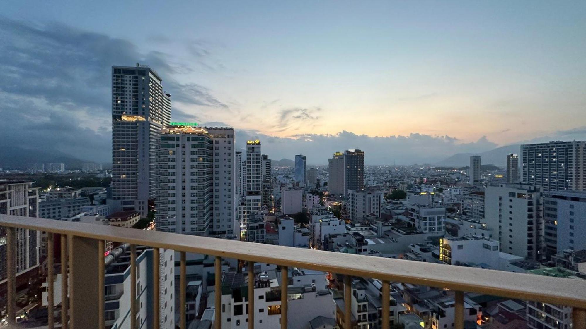 L'Apartment And Signature Nha Trang Tours - Muong Thanh Luxury Khanh Hoa Δωμάτιο φωτογραφία